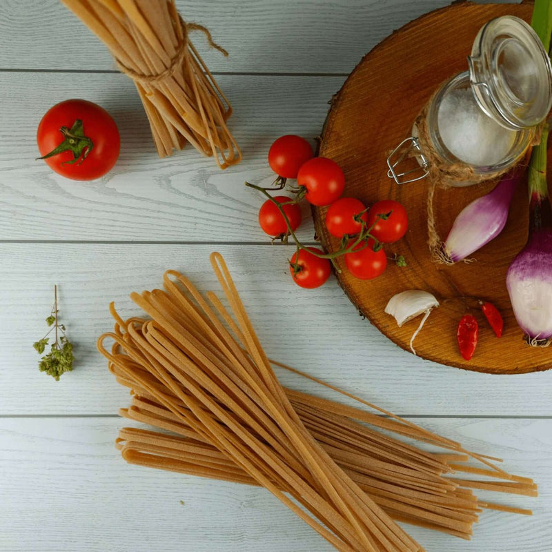 Box con pasta, spezie, dolci e conserve - 18 Prodotti (Avventura Calabrese) - Valle del Crati